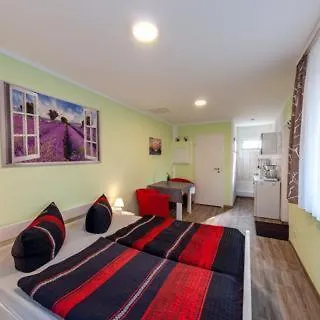 Grosser Gartenbungalow Nr 3 Mit Terrasse - Strandvogtei Apartment